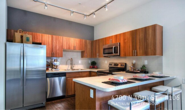 Foto del edificio - 4700 N 40th St