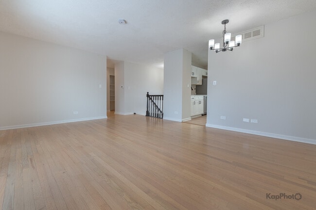 Building Photo - 8170 Northway Dr