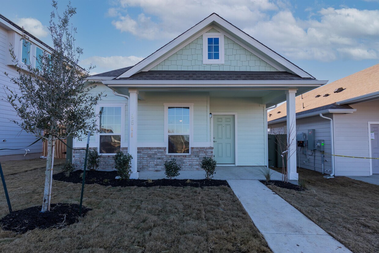 Primary Photo - 9511 Grapevine Leaf Dr
