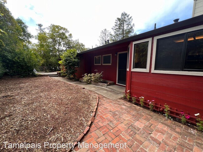 Foto del edificio - 2 br, 2 bath House - 157 Sacramento Ave