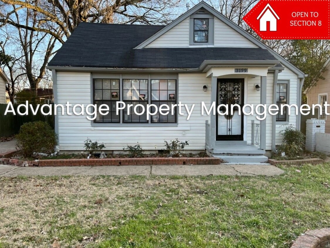 Primary Photo - Charming 4 Bedroom, 3 Bath Home in East Me...