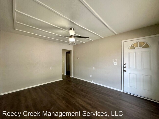 Foto del edificio - 2 br, 1 bath House - 6404 Waynewood Court