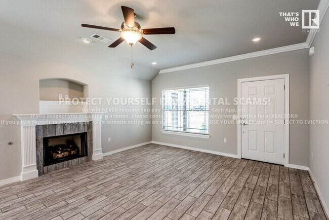 Foto del edificio - 124 N Benchmark Ln