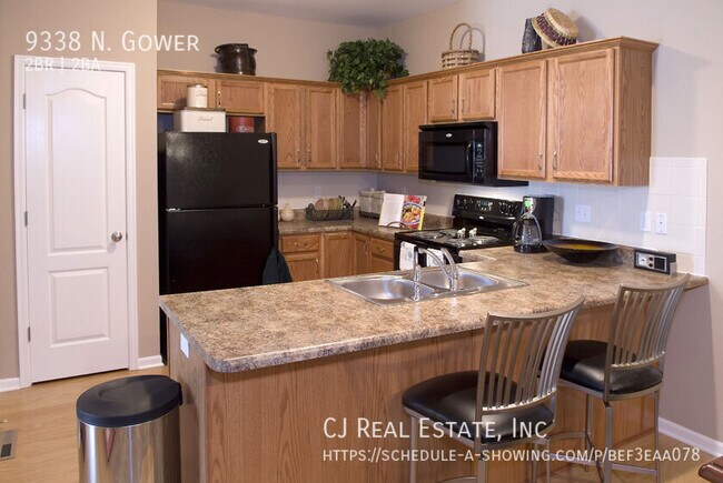 Foto del edificio - 9338 N. Gower-