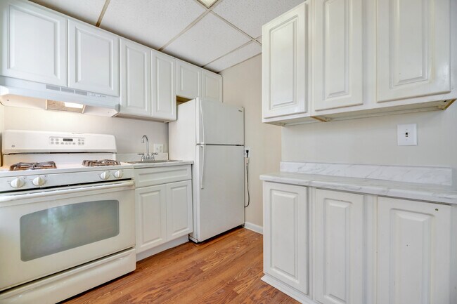 Foto del edificio - 4102 14th St NW