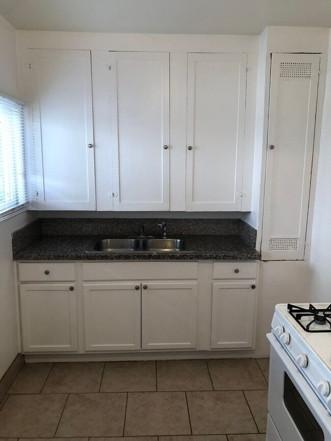 Foto del edificio - Lovely Studio Ready to Become a Home