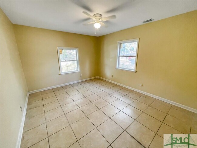 Foto del edificio - 5410 Emory Dr