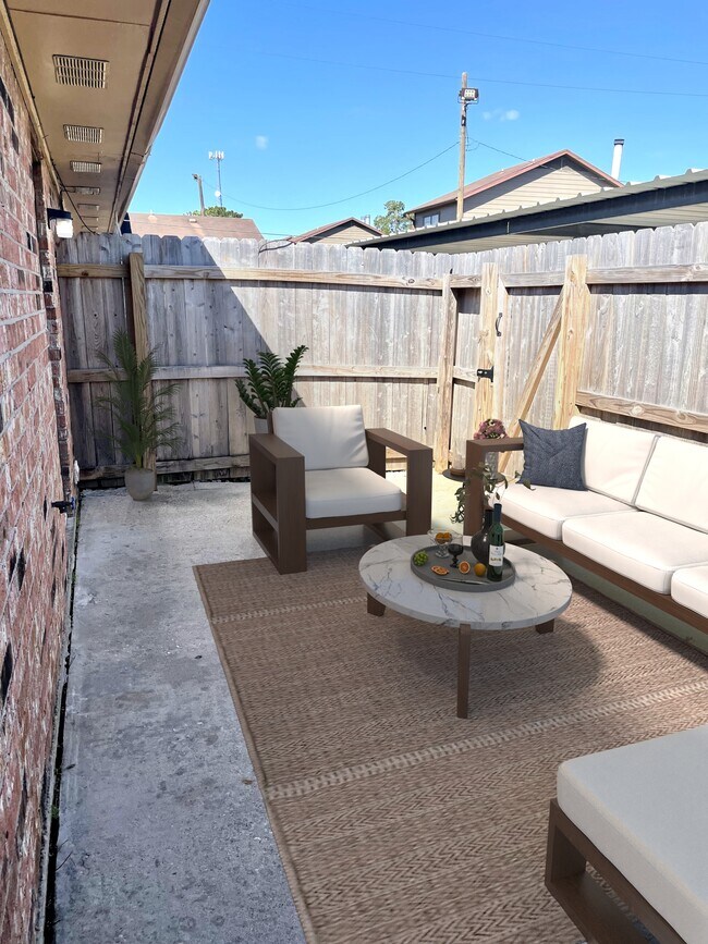 Foto del edificio - 5454 Folsom Dr