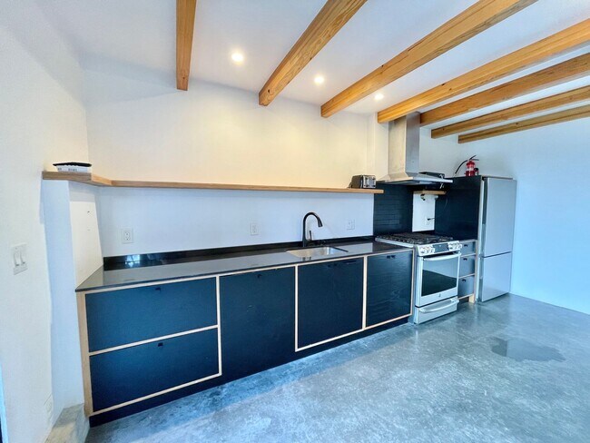 Foto del edificio - 2BR/1BA Potrero Hill Contemporary Residenc...