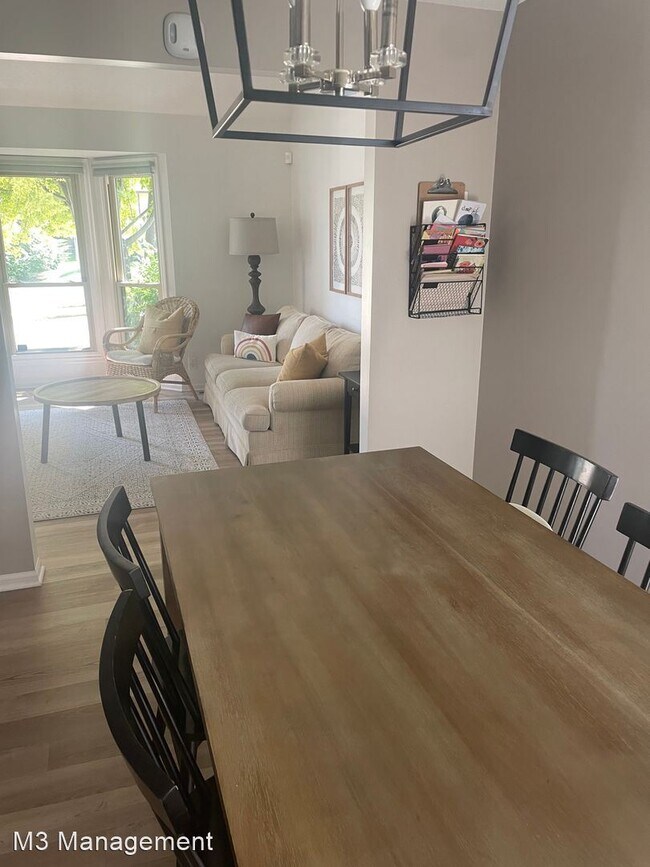 Foto del edificio - 3 br, 3 bath House - 15368 Nicholas Street