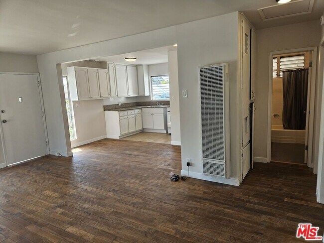 Foto del edificio - 263 E 84th Pl