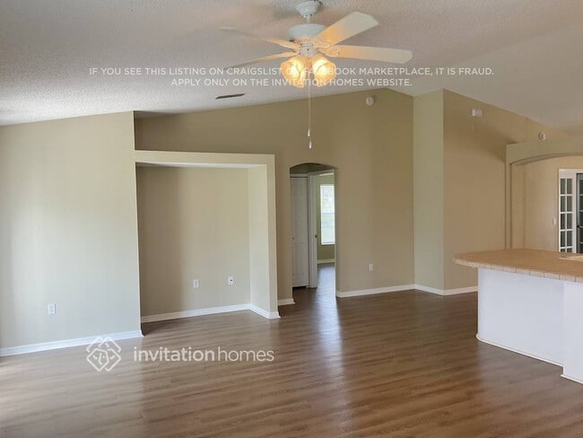 Building Photo - 2314 Umbrella Tree Dr