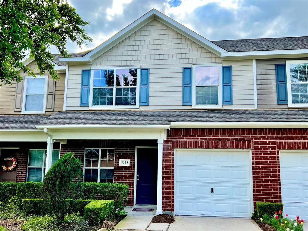 Foto principal - 8323 Greys Ln
