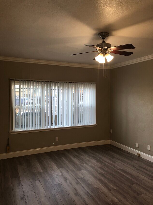 Foto principal - 2624 Foothill Blvd