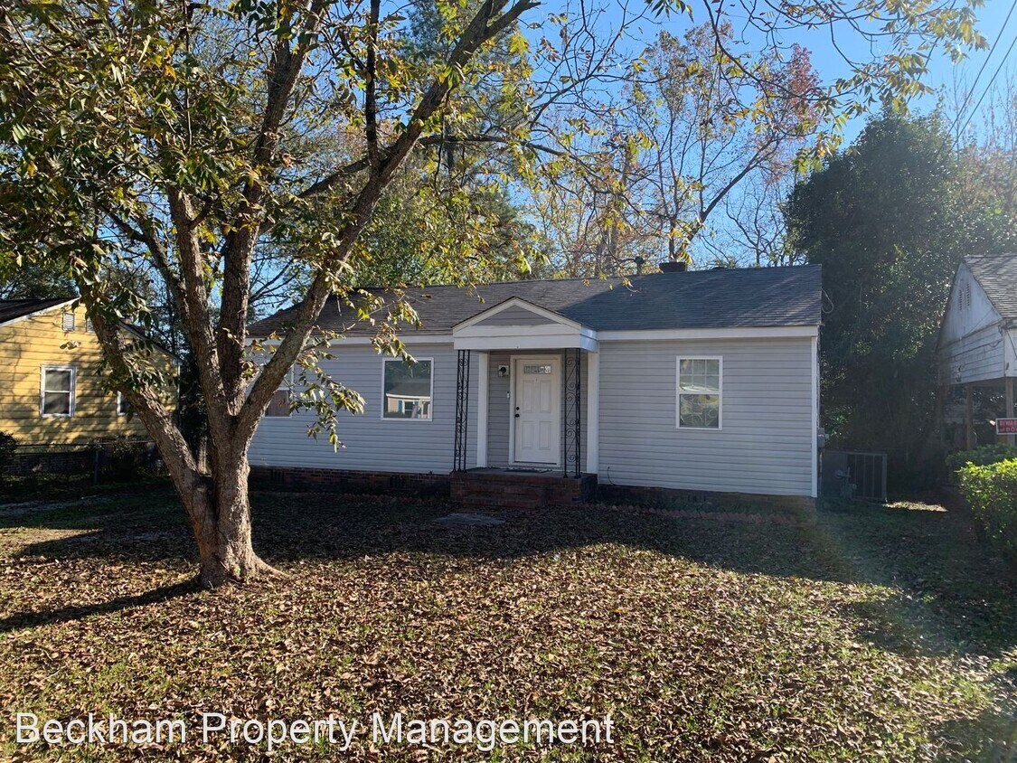 Primary Photo - 3 br, 1 bath House - 2492 Coleman Ave