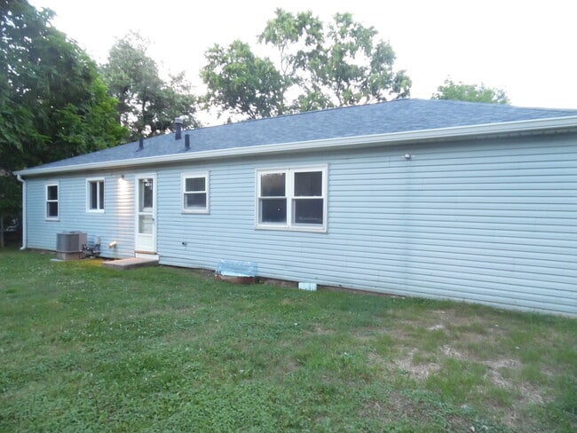 Building Photo - 9521 McCauly Rd