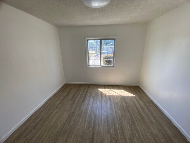 Bedroom 1 - 12456 Dunrobin Ave