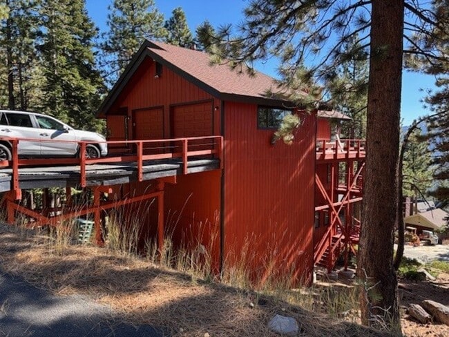 Building Photo - Value with lake view