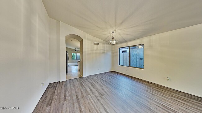 Building Photo - 2433 W Gambit Trail