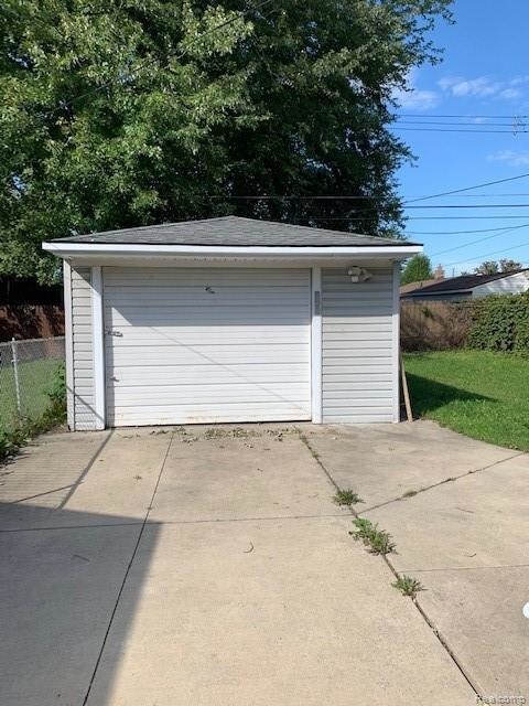 Foto del edificio - 27143 Townsend Ave