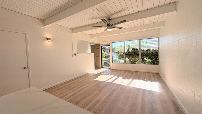 Building Photo - Newly Remodeled 2 bed 2 Bath Townhouse at Waialae Gardens in Kahala