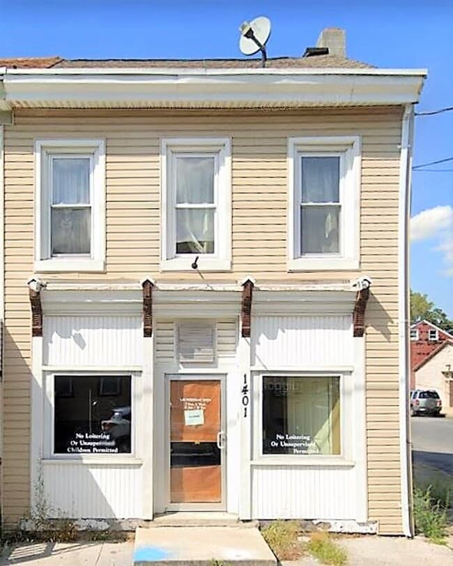 Building Photo - 1401 Willow St