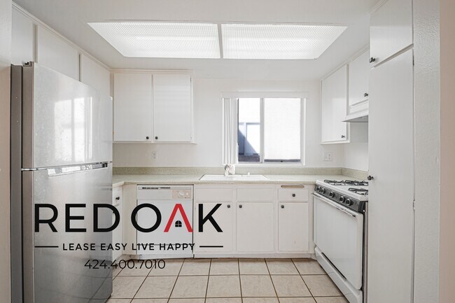 Foto del edificio - 3710 Midvale Ave