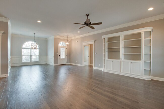 Building Photo - 13697 Callaway Dr