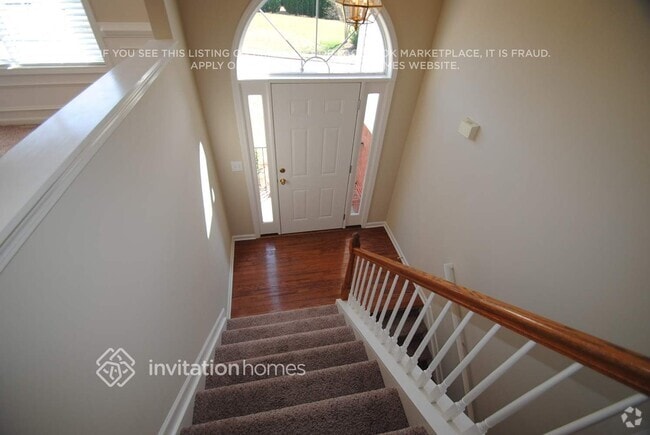 Building Photo - 895 Lewis Ridge Cir