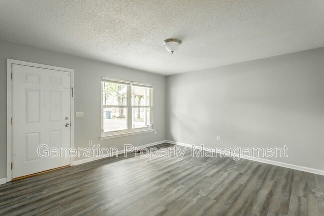 Foto del edificio - 1534 N Joiner Rd