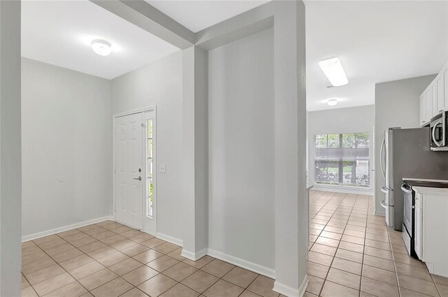 Building Photo - 8205 Downpatrick Ct