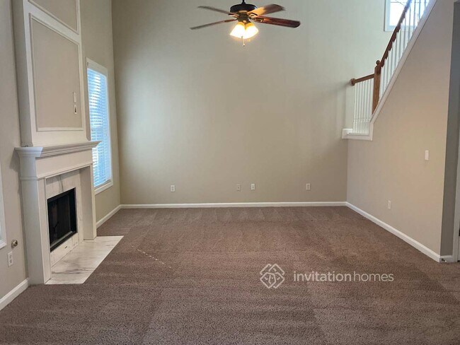 Building Photo - 2453 Bancroft Way