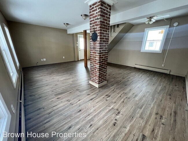 Building Photo - 3 br, 1 bath House - 5 Halde St