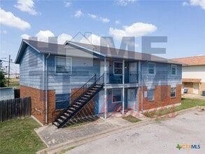 Building Photo - 1005 Eastside Dr