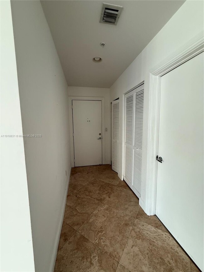 Building Photo - 133 NE 2nd Ave