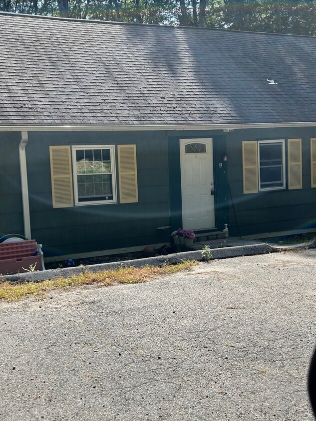 Primary Photo - 232 Lead Mine Brook Rd