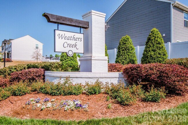 Foto del edificio - 177 Crownpiece St