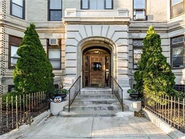 Foto del edificio - 137 Peterborough St