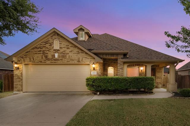 Foto principal - 4802 Oakview Dr