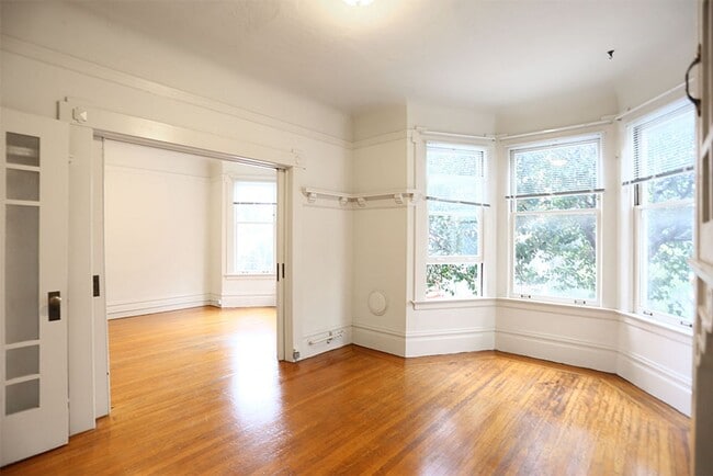 Building Photo - OPEN HOUSE: Thursday (8/14) 6:30pm-7:00pm....