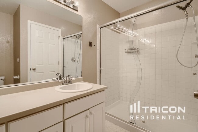 Building Photo - 21859 Silver Meadow Cir
