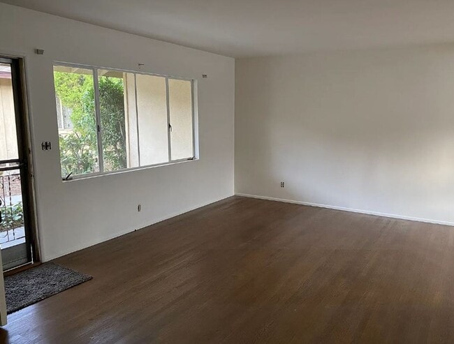 Foto del edificio - 523Bald