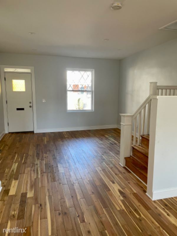 Building Photo - 3 br, 1 bath House - 5626 Hunter St