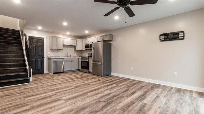 Building Photo - 13134 Pine Rd NE