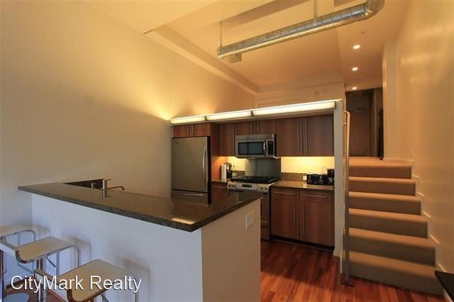 1 br, 1 bath House - 350 11th Ave 337 - IC... photo'