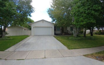 Building Photo - 9262 S 3825 W
