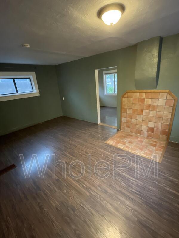 Foto del edificio - 3590 W Alaska Pl