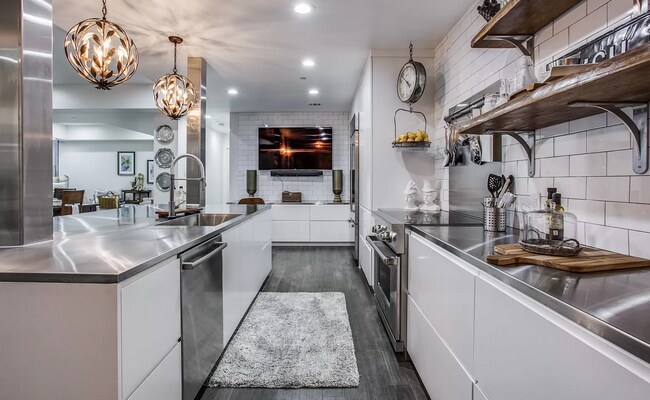 Foto del edificio - 3111 Welborn St