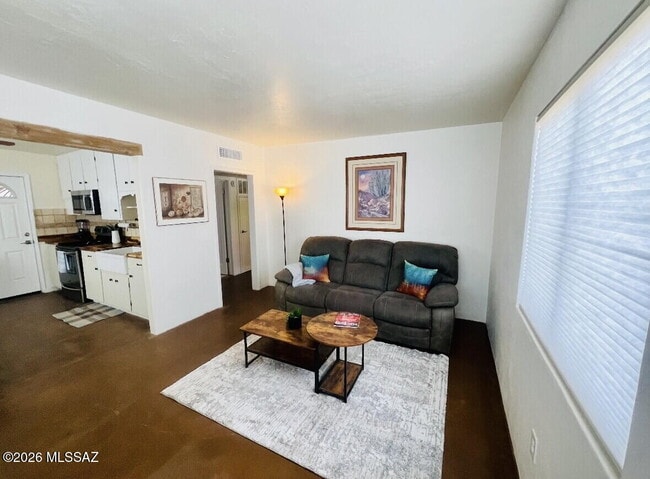 Foto del edificio - 4135 E Bellevue St