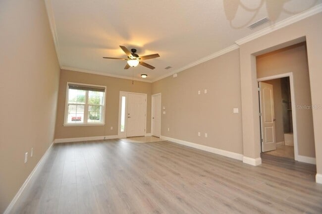 Building Photo - 11 Ullynn Pl